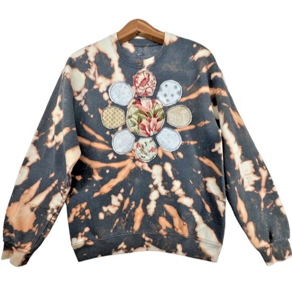 The Scrappy Camper Womens Sweatshirt Sz M Upcycled TieDye Boho Floral Festival - Picture 1 of 13